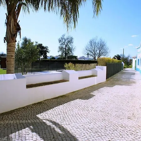 Moradia V1 Em Condominio