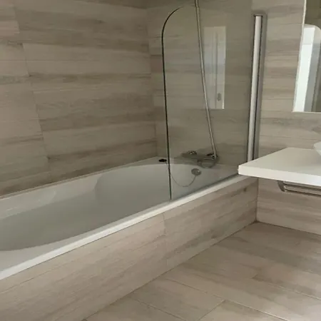 Moradia V1 Em Condominio Holiday home *